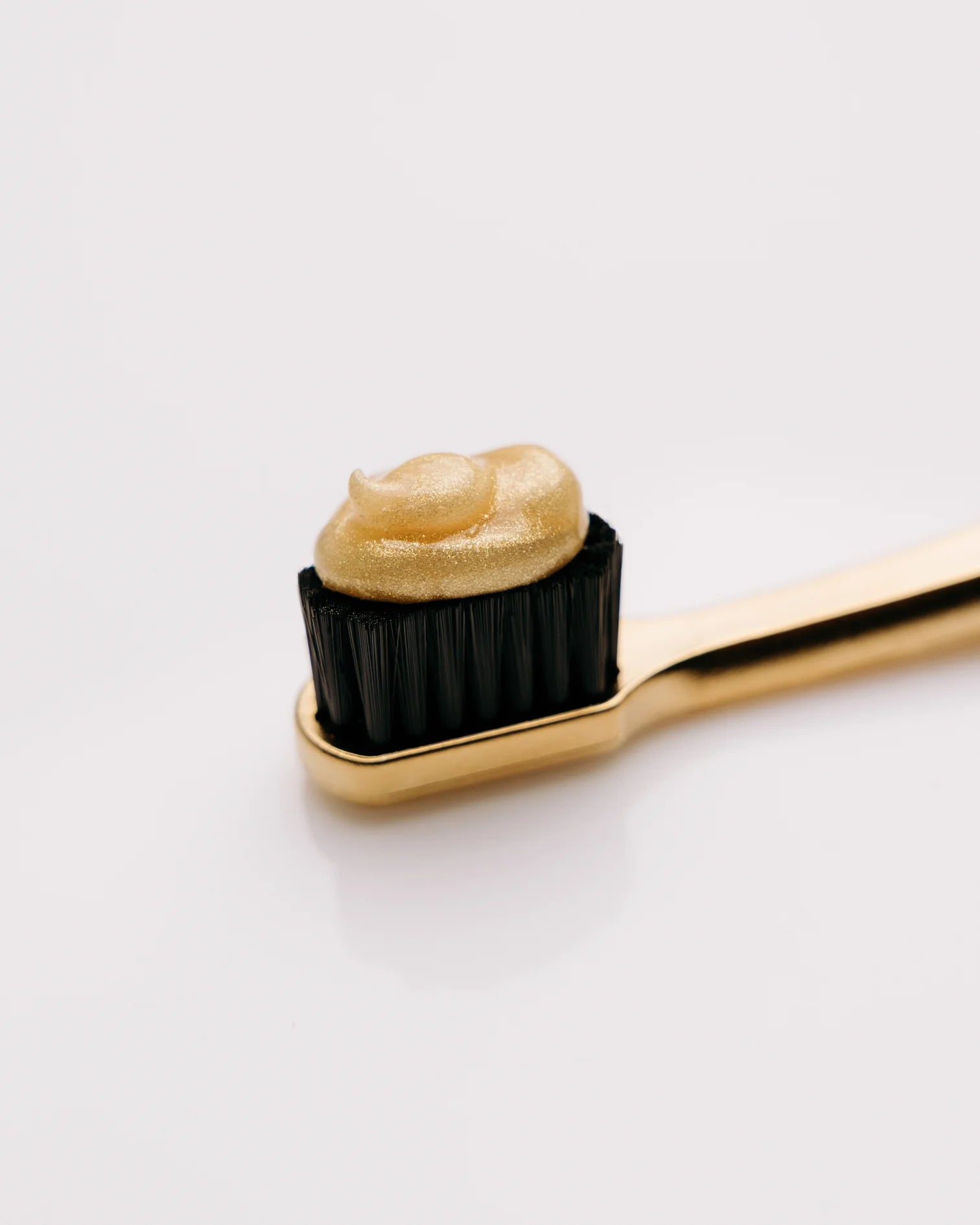 TOOTHPASTE